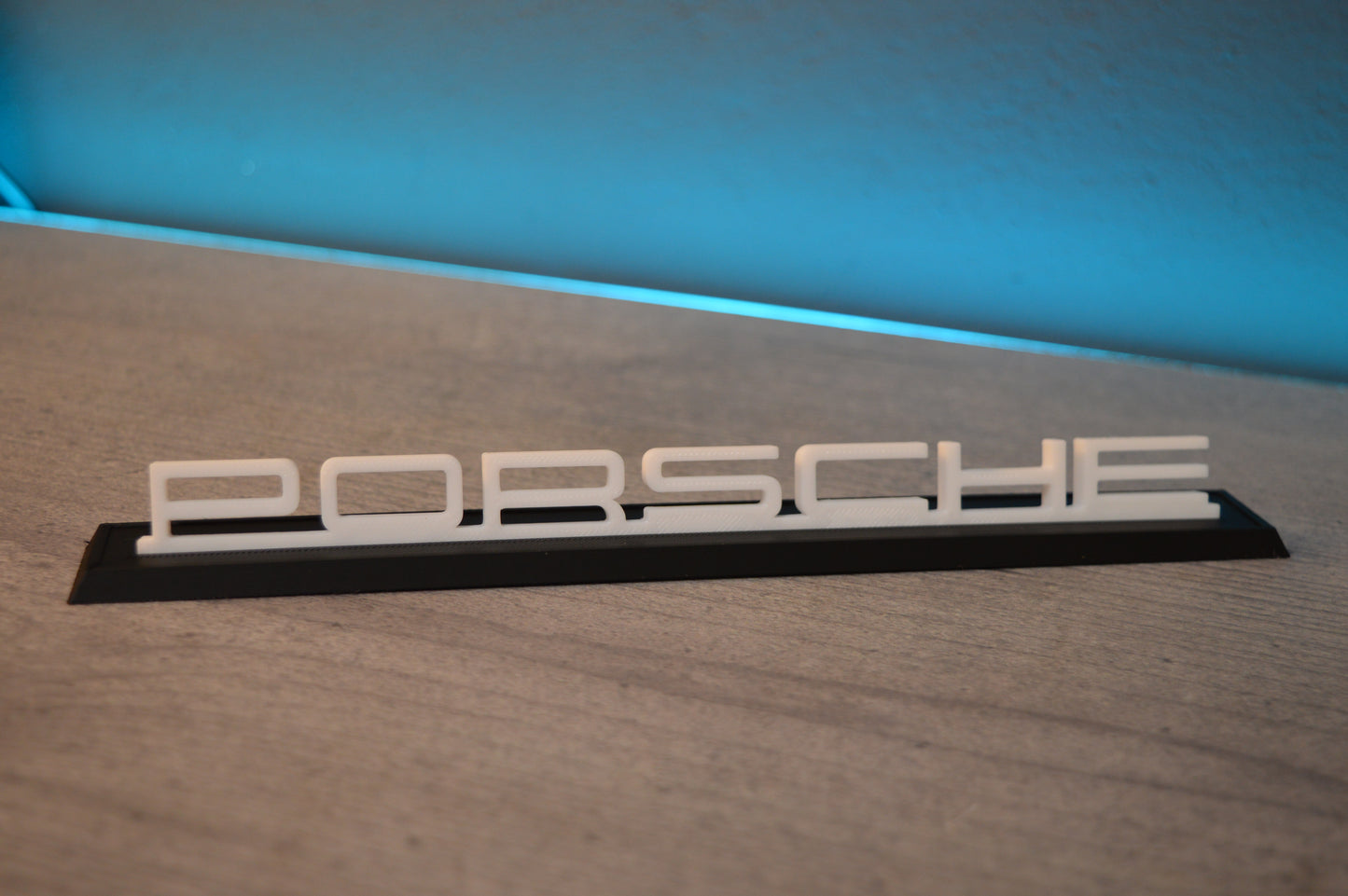 Porsche logo display