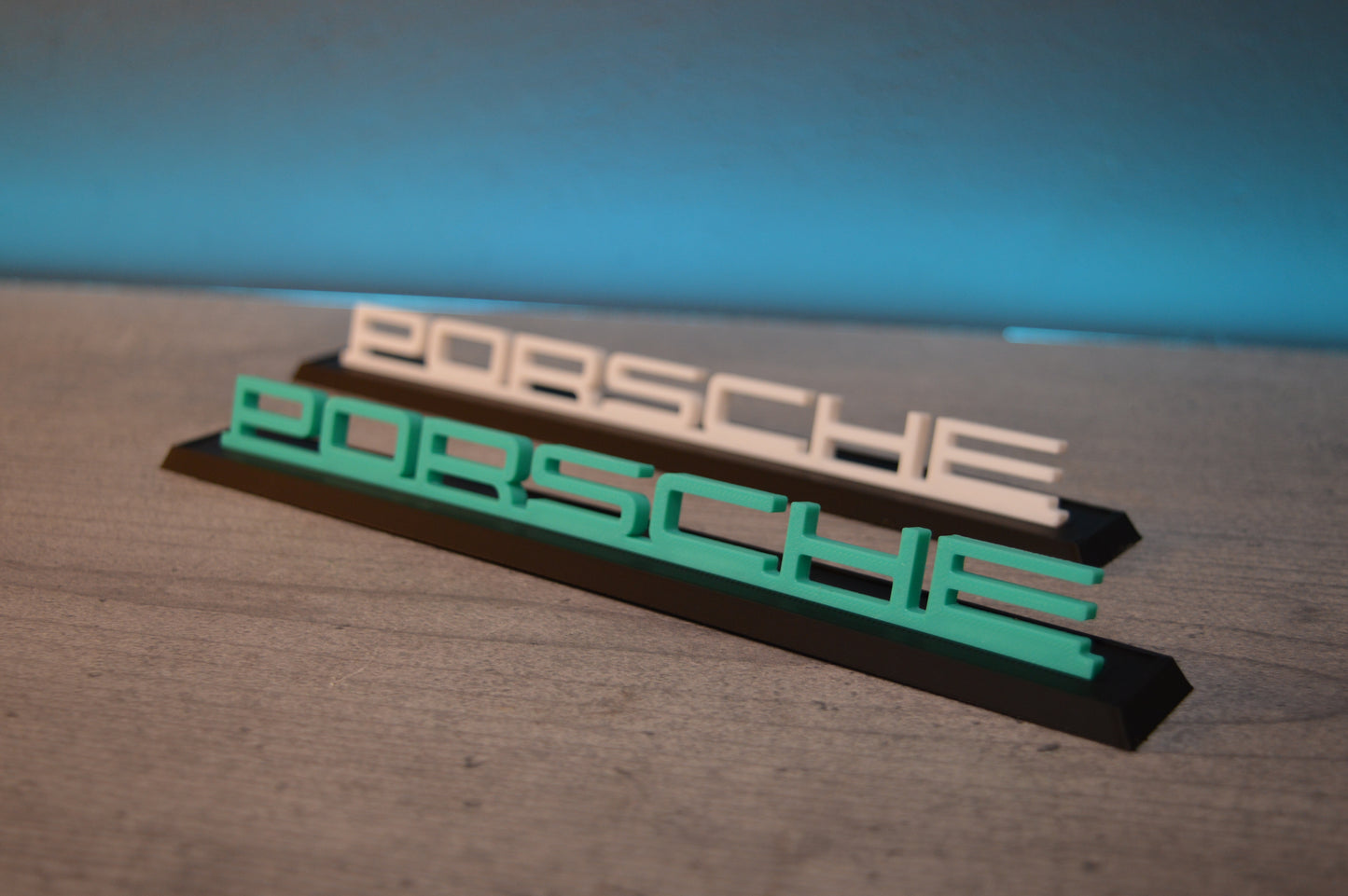 Porsche logo display