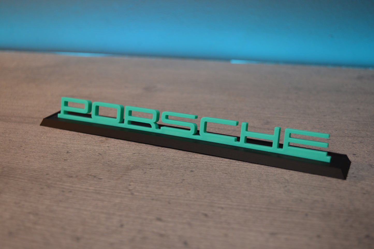 Porsche logo display