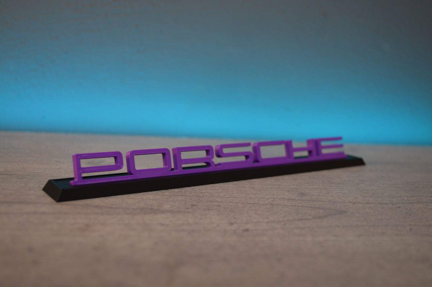 Porsche logo display