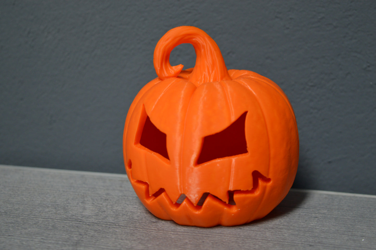 Halloween pumpkin lamp