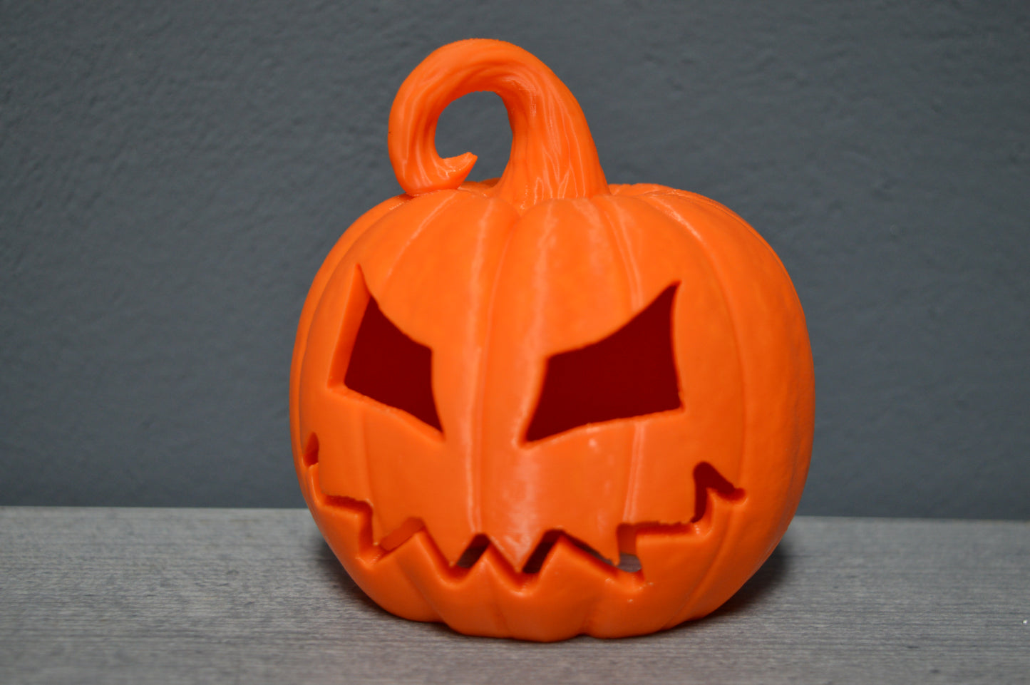Halloween pumpkin lamp