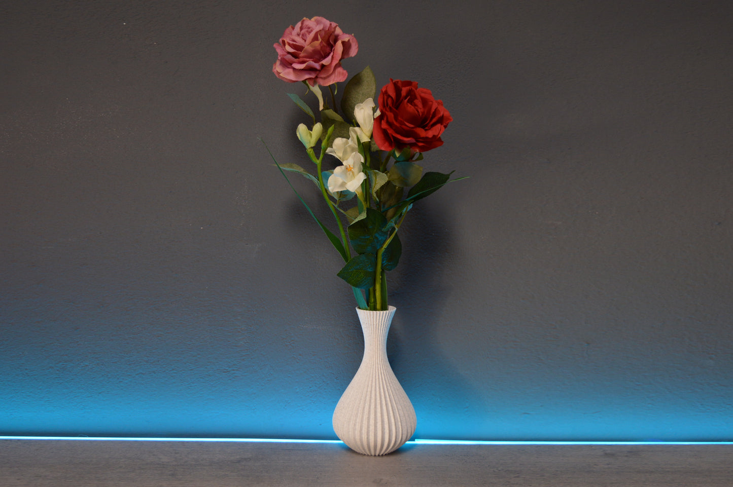 Solara flower vase