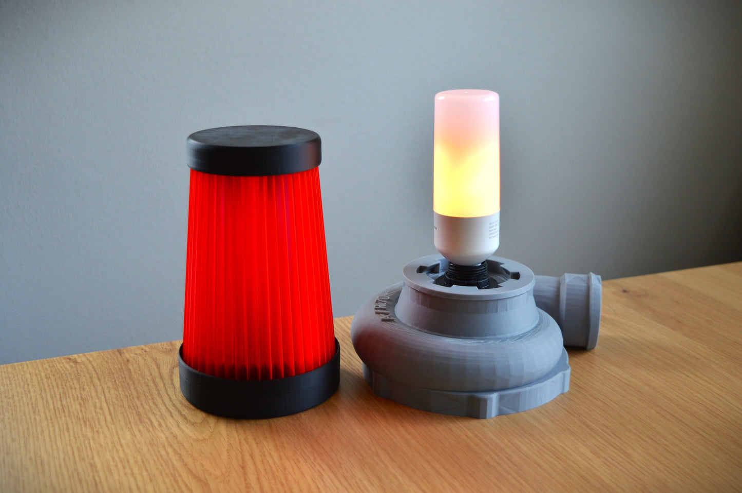 Laderlampe mit farbigen Luftfilter