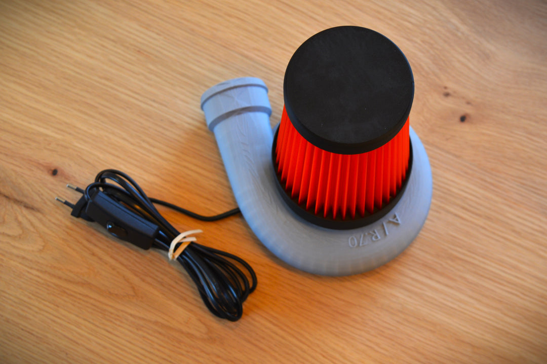 Laderlampe mit farbigen Luftfilter