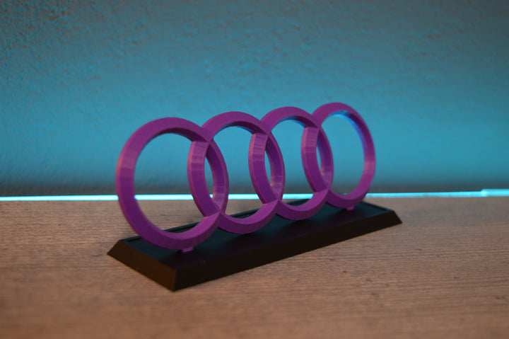 Aufsteller Audi Ringe Podest